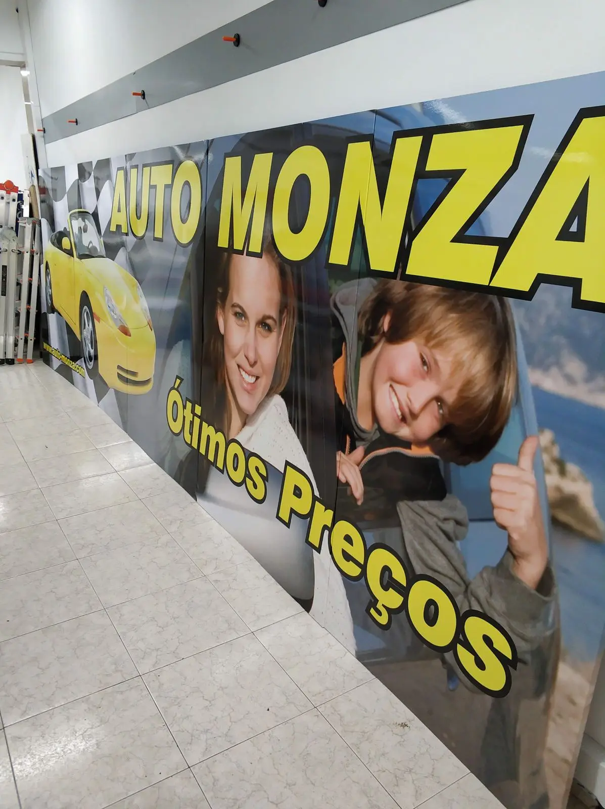 Painel Auto Monza, fotografia 1
