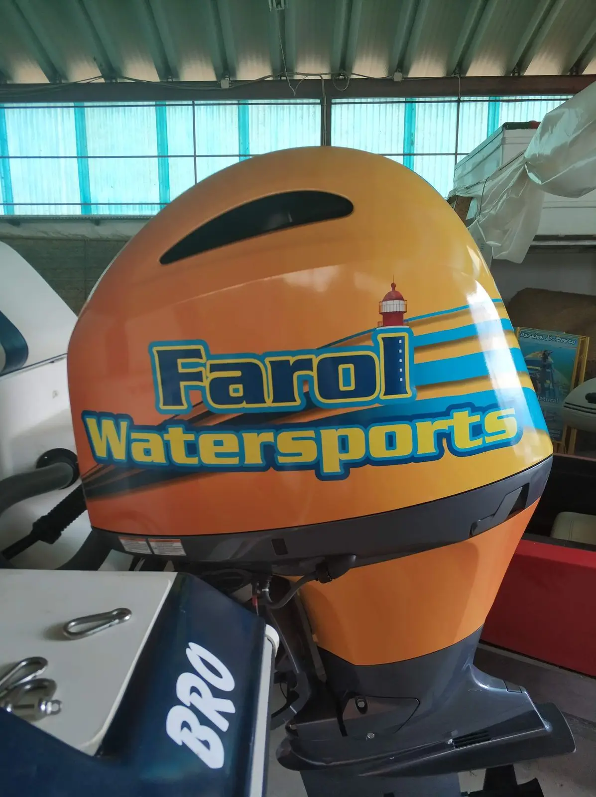 Embarcação Farol Watersports, fotografia 1